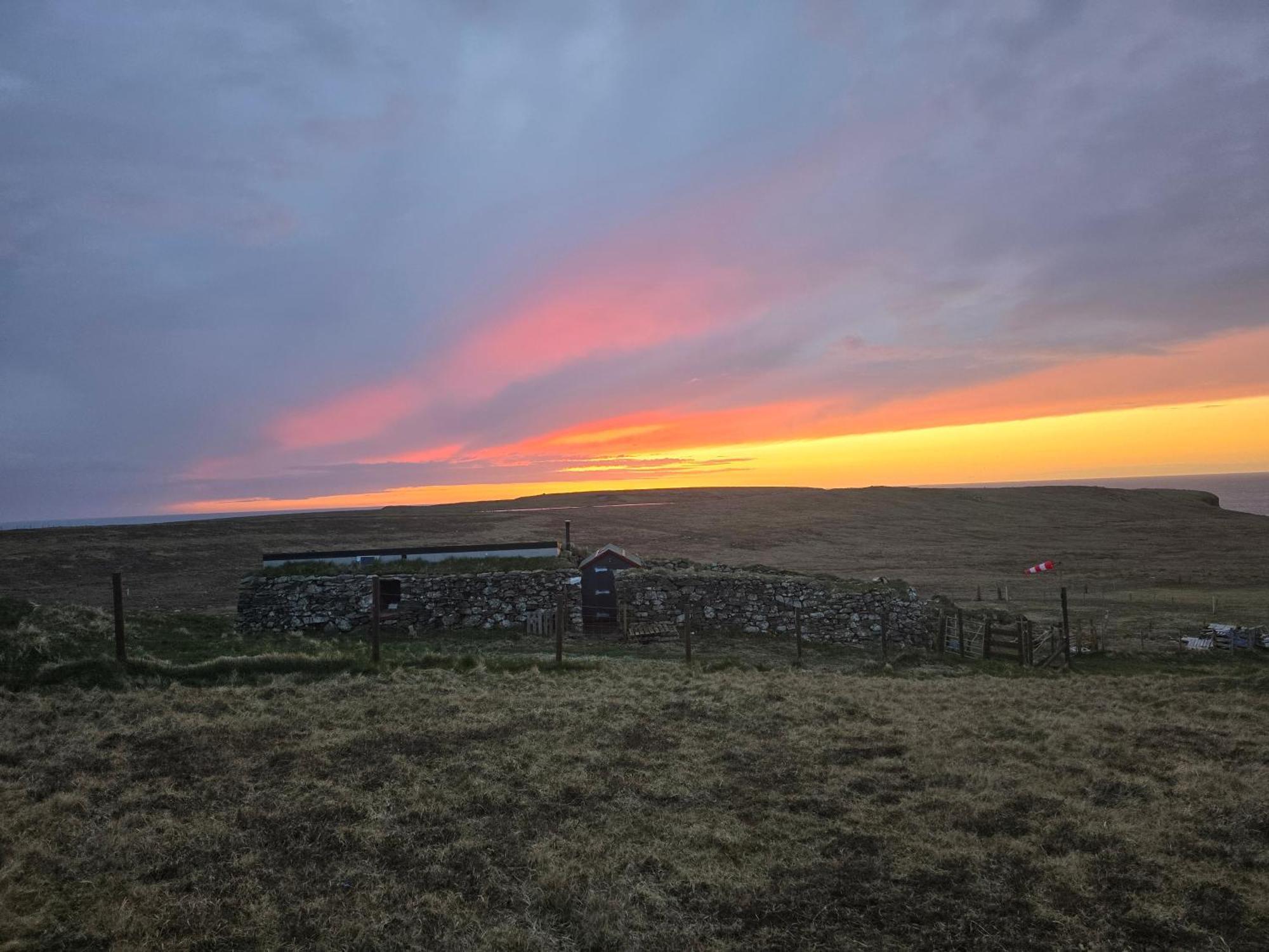 Вилла Squealing Pig Bothy Barvas Экстерьер фото